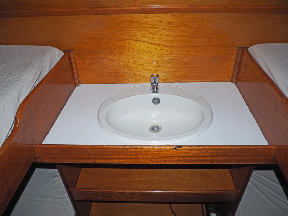 Cabin en avant, H&eacute;bergements